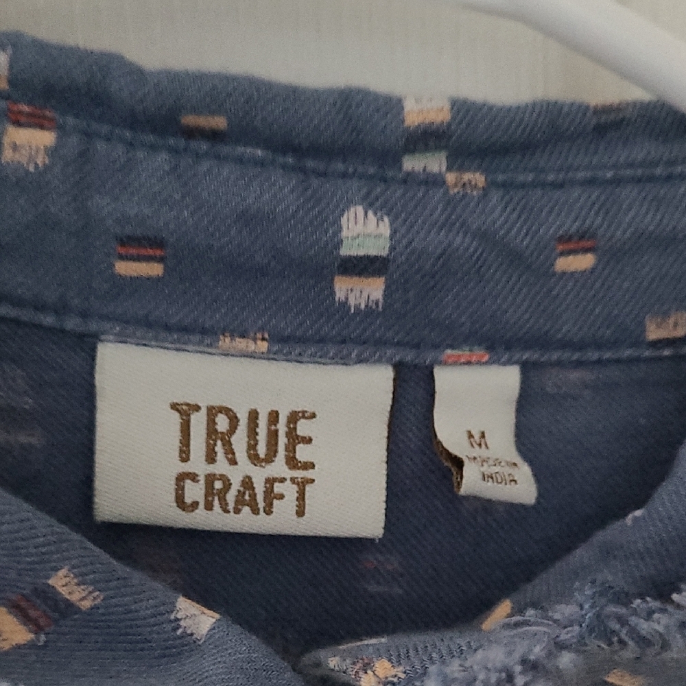 Blue Patterned Button-Up Shirt - Picture 2 of 4